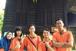 Lima mahasiswa Unuku yang menimba ilmu di Malaysia.